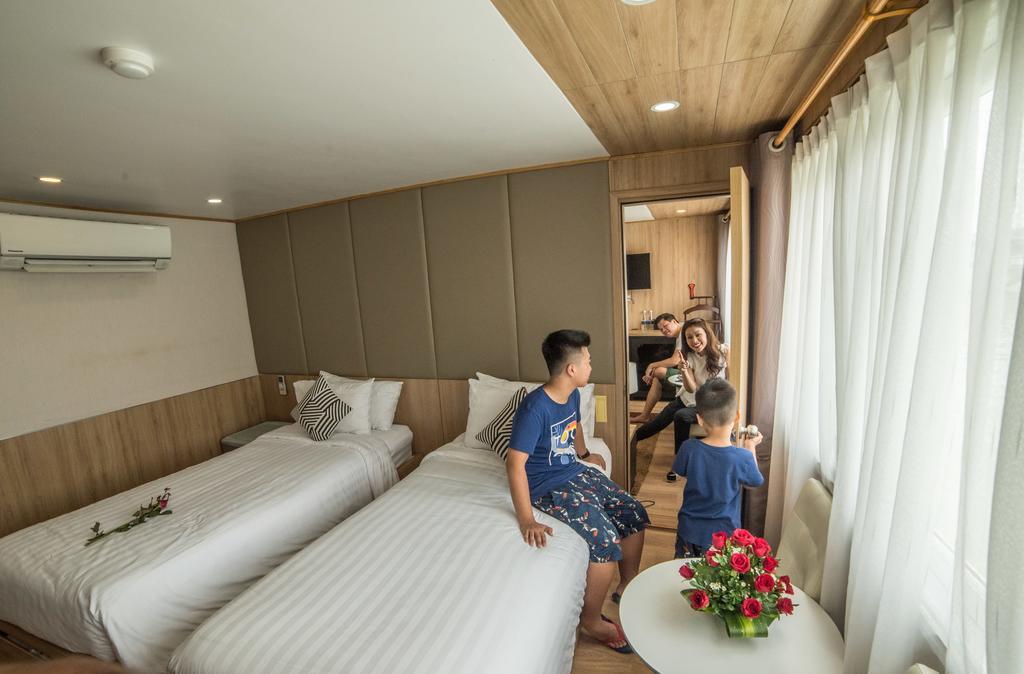 La Vela Premium Cruise - Managed By Paradise Cruises Ha Long Eksteriør billede