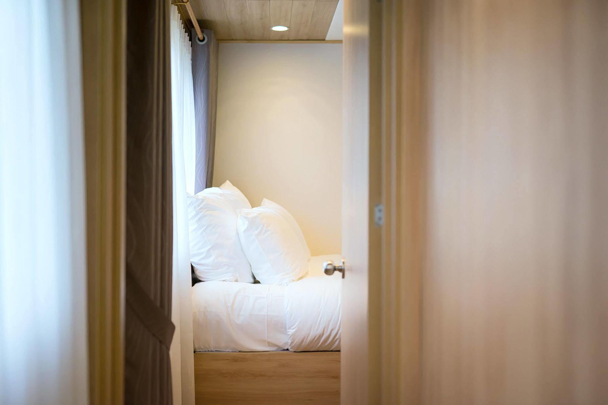 La Vela Premium Cruise - Managed By Paradise Cruises Ha Long Eksteriør billede